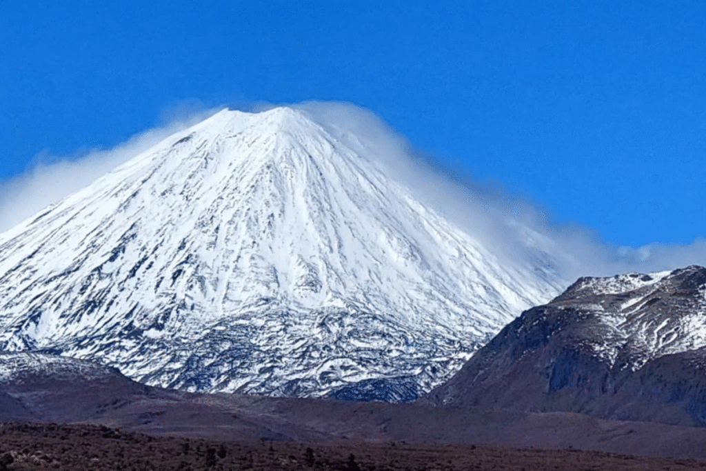 mT nGAURUHOE