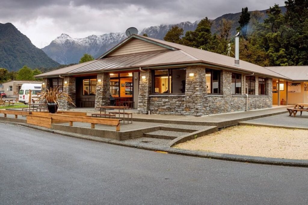 Fox Glacier Top 10